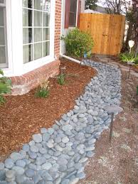 A property in san diego county with lots of outdoor space flows beautifully from front to back with winding granite pathways. Big Changes For A Big Front Yard Gardenerd