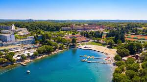 Camping zelena laguna in poreč, with numerous pitches shaded by trees, provides ideal conditions for desired privacy and rest in the company of family and friends. Hotel Albatros Plava Laguna Porec Holidaycheck Istrien Kroatien