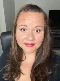 Anyone have any recommendations for a good true red liquid blush? I don't  want anything too orangey or pinky just like a true red! Thank you!!