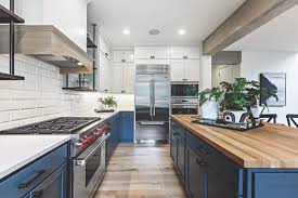 Natural elements with some pops of color as well as a visit to the dark side with colors you might never expect. 25 Luxury Kitchen Ideas For Your Dream Home Build Beautiful