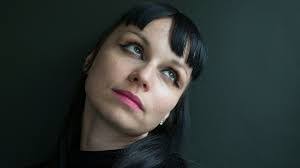 Hillary Woods's Instagram, Twitter & Facebook