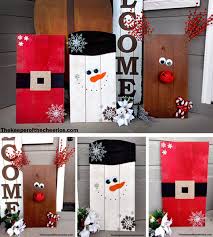 Noel Des Palettes De Bois Deco Noel Exterieur Idee Deco Noel Deco Noel