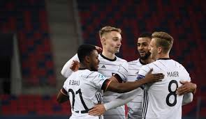 Hier findest du den kompletten spielplan der em 2021 sowie die ergebnisse aller spiele. U21 Deutschland Vs Niederlande Em Heute Live Im Tv Livestream Und Liveticker