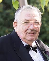 Richard Landowski's Instagram, Twitter & Facebook