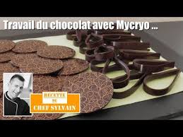 Travail Du Chocolat Facile Avec Chef Sylvain Youtube Chocolat Recettes De Patisserie Chocolat Gianduja