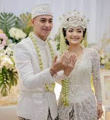 We did not find results for: 5 Gaun Pernikahan Penyanyi Dangdut Yang Mencuri Perhatian Elegan
