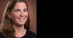 Elisabeth Root's Instagram, Twitter & Facebook