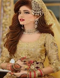 The best hairstyle for this face shape is to keep the hair sleek behind the ears and the length flowing down the back, she says. Best Favorite Bridal Hairstyle 2019 Ideas For Women Style N Stylu