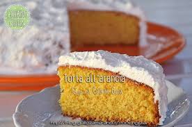 Ricetta della torta con il frullatore! Torta Con Arancia Frullata Ricoperta Di Panna Tipo Pan D Arancio