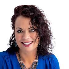 Danielle Mccarron's Instagram, Twitter & Facebook