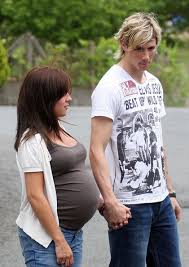 He also handles the role of a striker for national team of spain. More Pics Of Fernando Torres Short Wavy Cut 8 Of 16 Short Hairstyles Lookbook Stylebistro