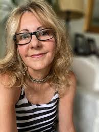 Linzo Darling's Instagram, Twitter & Facebook