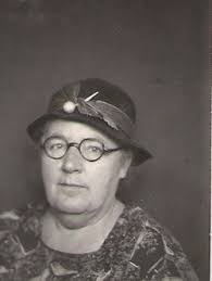 Peggy Shuping's Instagram, Twitter & Facebook