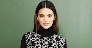 Updated at january 6, 2021 11:12 am. Kendall Jenner Gets Long Blonde Hair Extensions