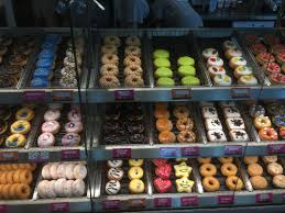 Er hat eine knackige karamellisierte zuckerdecke aus flambierten crunchy catalan streuseln, ein köstliches. Lesley Carhart Auf Twitter In Case You Think I M Just On A Spicy Indian Food Kick Here Is Dunkin Donuts In Germany Get Mad