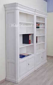 White Bookcase Solid Wood Classic Style Hand Made In Italy Libreria In Legno Masselo Finitura Bi Arredamento Ingresso Moderno Arredamento Arredamento Casa