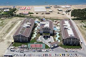 Resort is located in 3 km from the centre. Crystal Palace Luxury Resort Spa 5 Side Turkey