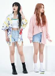 Minnie Yuqi Weekly Idol Uh Oh G I Dle Kpop Outfits Korean Fashion Kpop Fashion