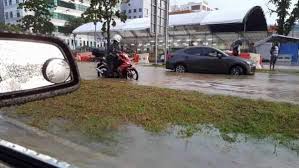 In 2009, singapore experienced the first of a series of unexpected flash floods due to heavy monsoon rains and the increased urbanisation of the city. Complaints Page 365 All Singapore Stuff Real Singapore News