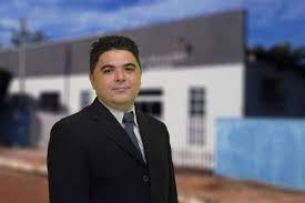 Vice Presidente da Câmara Municipal George Ribeiro indica atuação dos  correios em todos os Bairros de Rosário Oeste.