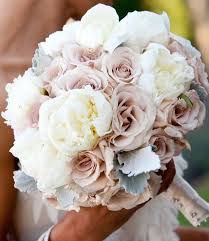 It is the dream of every bride to look beautiful and stunning on her wedding day. My Photo Album On Weddingwire Weddingflowers Flower Bouquet Wedding Pastel Wedding Flowers Wedding Flower Photos