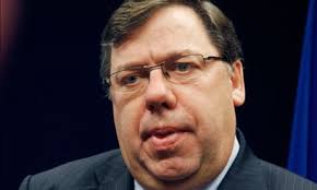 Irish PM Brian Cowen under pressure after 'drunk' radio interview