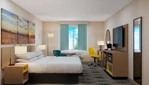 Find exclusive discounts, deals, and reviews for days inn in manhattan. Days Inn Svp Ready To Run With New Guestroom Update Hotel Management