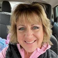 Brenda Hinkle's Instagram, Twitter & Facebook