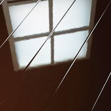 Parlak Parkeler Defolu Laminat Parke Elesgo 772303 Murdum Rengi Laminat Parke Parke Parlak