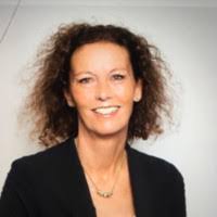 Eva Wahl's Instagram, Twitter & Facebook