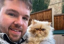 Let's fill this post with LOVE for the incredible man in this photo! Happy  Birthday Dave!!! 🥳 We adore you!! ❤️🥁❤️ 📸: Natali Ortiz Lee Tom PY