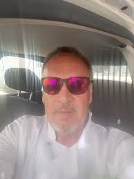 Two Dooneen men having a chat, trying to fix the world, maybe...