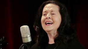 Robbie Fulks & Linda Gail Lewis -- I Just Lived a Country Song