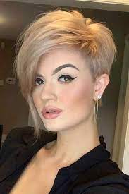 Šéfredaktorka nora grundová představuje květnové vydání. Latest Pixie Haircuts For Beautiful Women S Haircuts And Hairstyles 2020 Haircut For Thick Hair Short Hair Styles Pixie Pixie Haircut For Thick Hair