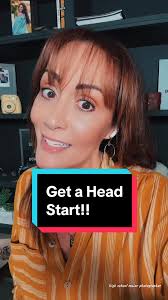 get way ahead of the curve 💥 —> renee.io/team for all the deets what  questions can I answer? 👇🏼 #seniorphotographyeducation  #photographyeducation #highschoolseniorportraits #seniorphotographer ...