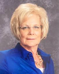 Tina Bizzell's Instagram, Twitter & Facebook