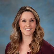 Amanda Snow's Instagram, Twitter & Facebook