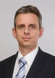 Risk management trends in the financial sectors from the perspective of  risk executives CRO Survey 2022