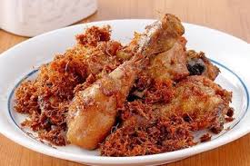 Resep ayam goreng tepung kriuk salah satu kunci keritingnya tepung dan kerenyahan ayam itu justru jangan pakai telur di adonan lho! Warteg Ini Bongkar Rahasia Ayam Goreng Anti Alot Walau Dipajang Seharian Kuncinya Lakukan 3 Hal Ini Saat Memasak Semua Halaman Sajian Sedap