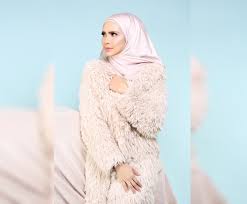 Jutaan tahniah diucapkan kepada rozita che wan dan zain saidin atas berita gembira ini. Tubuh Berisi Disangka Hamil