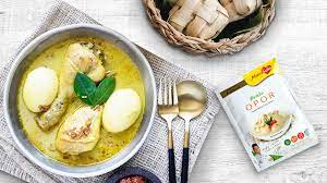 Mamasuka Resep Opor Ayam Kuning Yang Siap Lengkapi Hidangan Lebaran Di Rumah