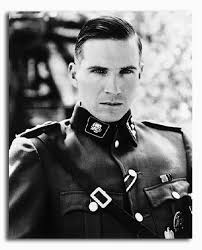 Maybe you would like to learn more about one of these? Ss252928 Movie Picture Of Ralph Fiennes Buy Celebrity Photos And Posters At Starstills Com