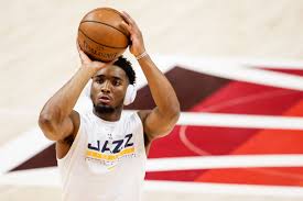 Donovan mitchell is used to hearing the disrespect for his utah jazz and to be honest, he doesn't care for it. Donovan Mitchell Is Having One Of The Best Shooting Stretches Of His Career Deseret News