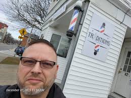 What's the best walk in barbershop in town?