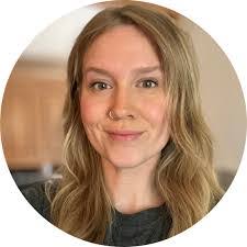 Rhiannon Harding's Instagram, Twitter & Facebook