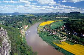 Start checking them out and you'll be out on the trail in no time! Voigt Felsen Elbtal Fluss Elbe Nationalpark Sachsische Kunstdruck