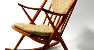 صور كرسي هزاز مودرن بموديلات حديثة وفخمة ميكساتك Home Decor Dining Chairs Decor