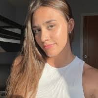 Barbara Moeller's Instagram, Twitter & Facebook