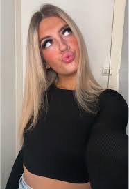 Laurennn (@laurenblakemore_)’s videos with smack a b into Christmas eve