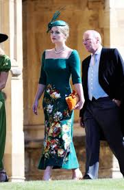 When lady kitty spencer arrived at st. Prinz Harrys Cousine Lady Kitty Spencer Ergattert Mega Job Coole Kleider Prinz Harry Hochzeit Modestil